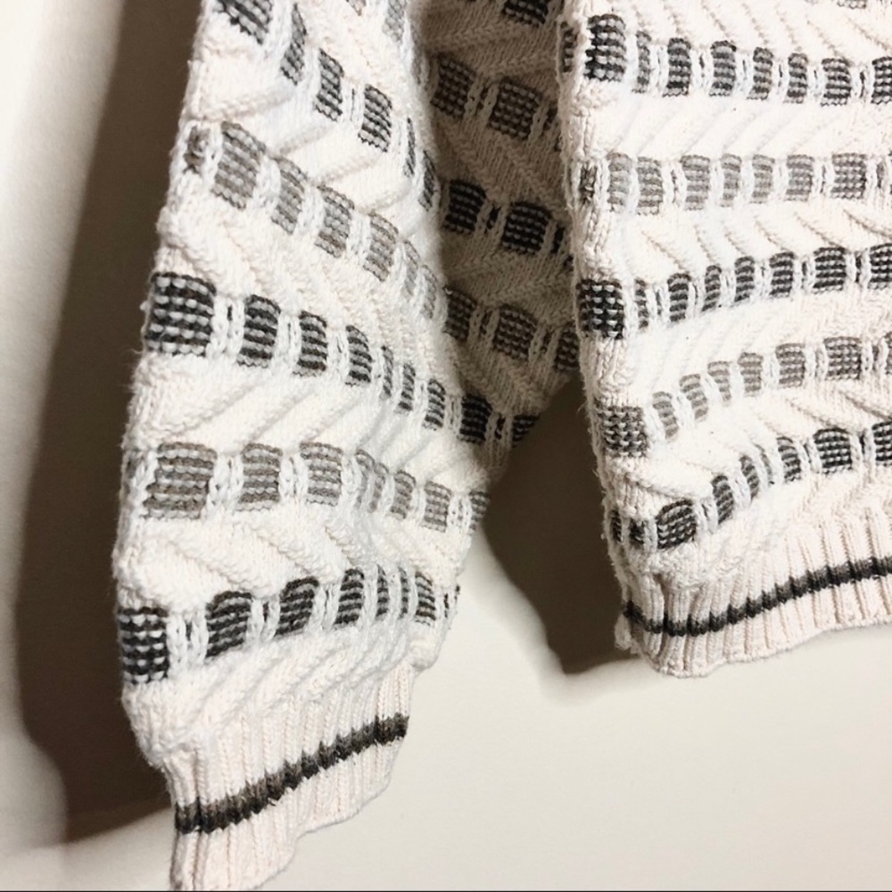 Vintage Made in USA Bill Bass Gray Texture Sweater - Picture 3 of 4